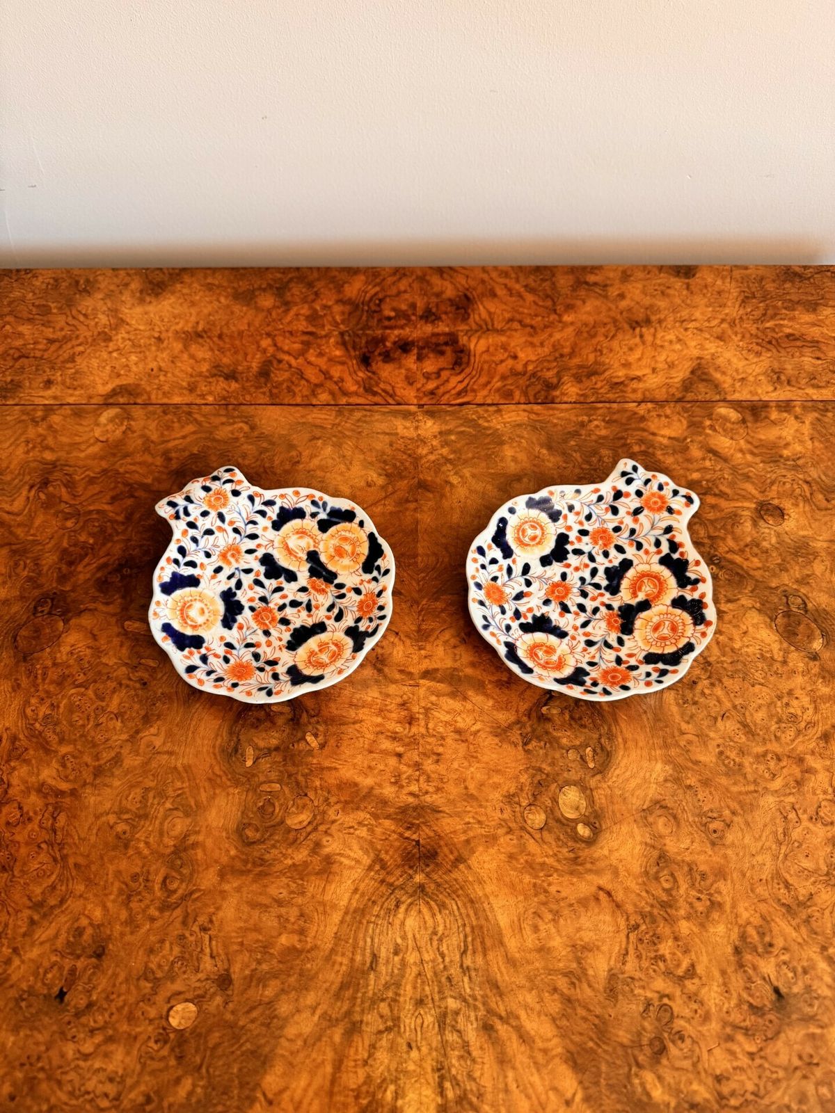 Unusual Pair Of Antique Japanese Imari Shell Shaped Plates photo for sale