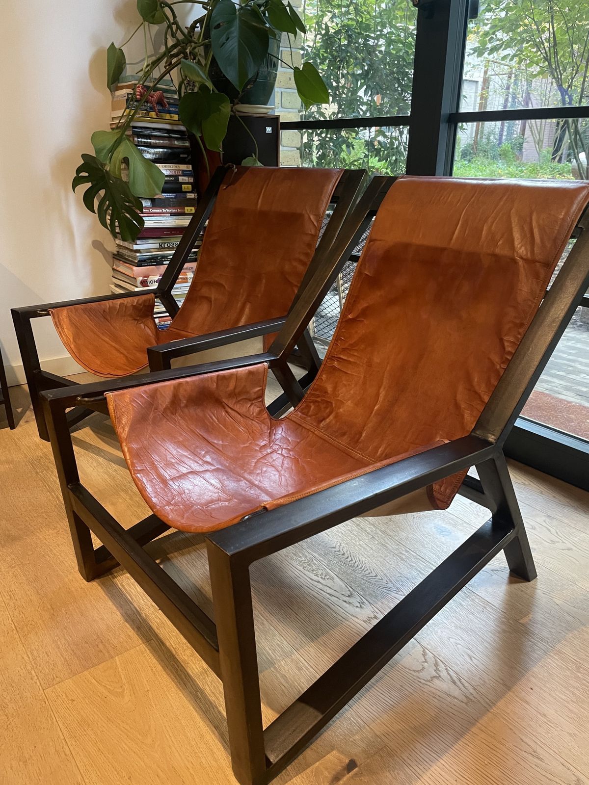 Mid Century Style Pair Of Iron & Leather Lounge Chairs photo Furniture