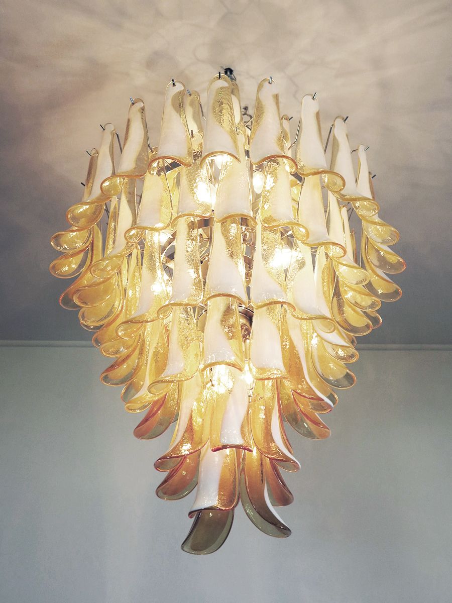 photo furniture Chandelier Mazzega Murano, Italy    85 Caramel Lattimo Glass Petals
