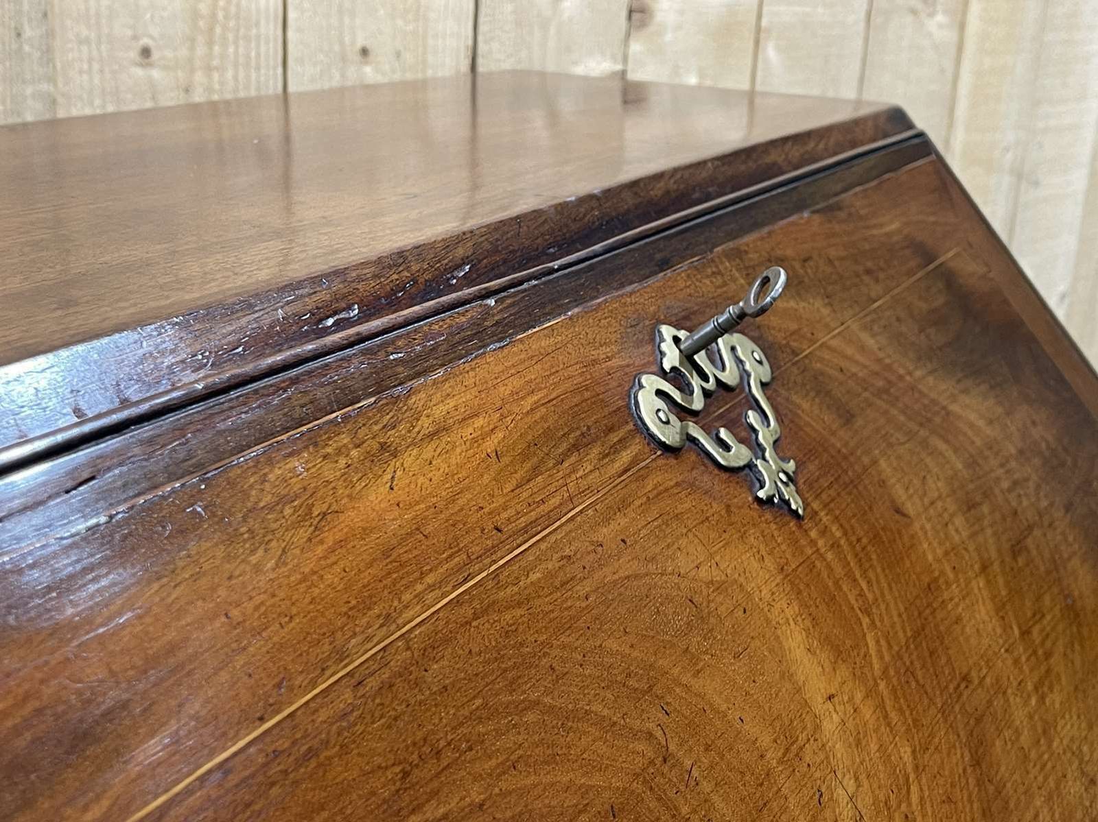 photo vinterior 19th Century Georgian English Donkey Back Secretary In Mahogany And Oak