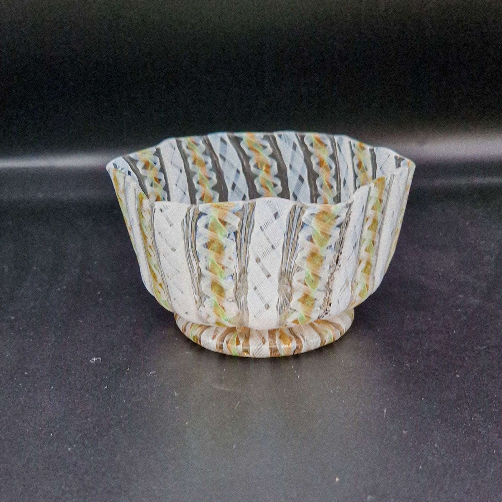 Salviati Murano Zanfirico Glass Bowl Green Gold