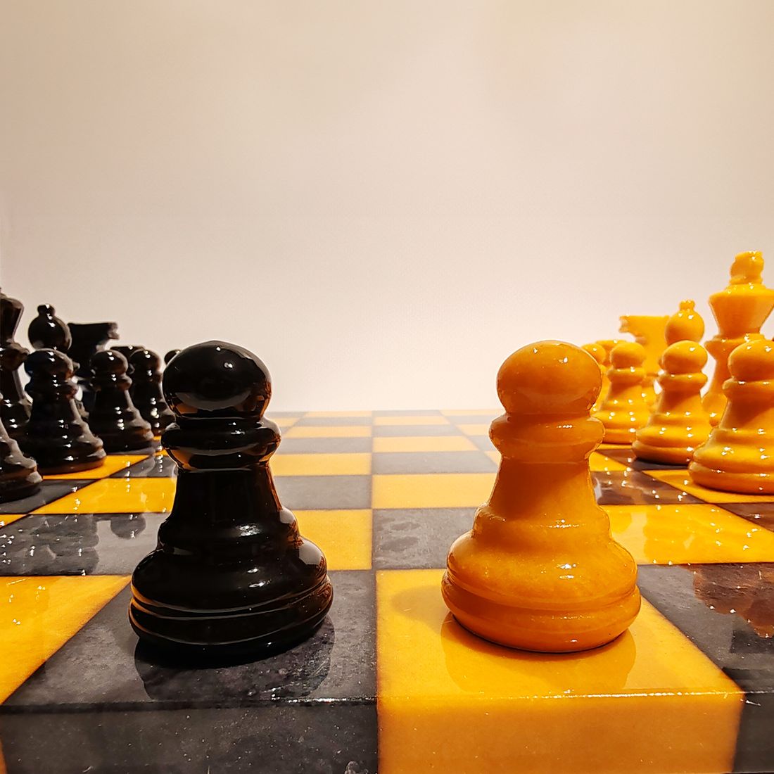 photo furniture Chess Set In Hand Carved Italian Alabaster Of Volterra    Yellow And Black   1970s
