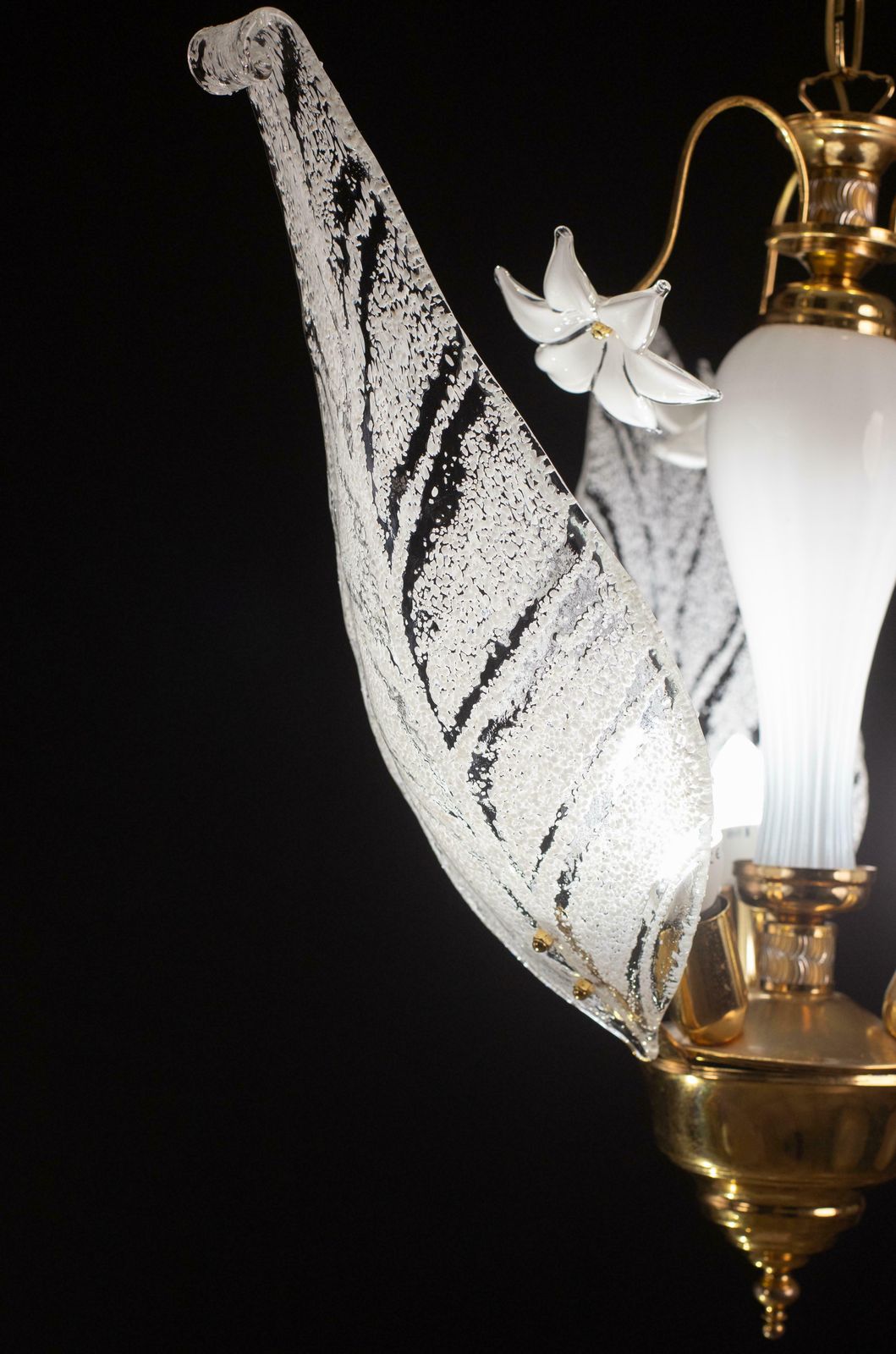 Elegant Murano Chandelier With White Flowers And Leaves, 1970 photo Lighting