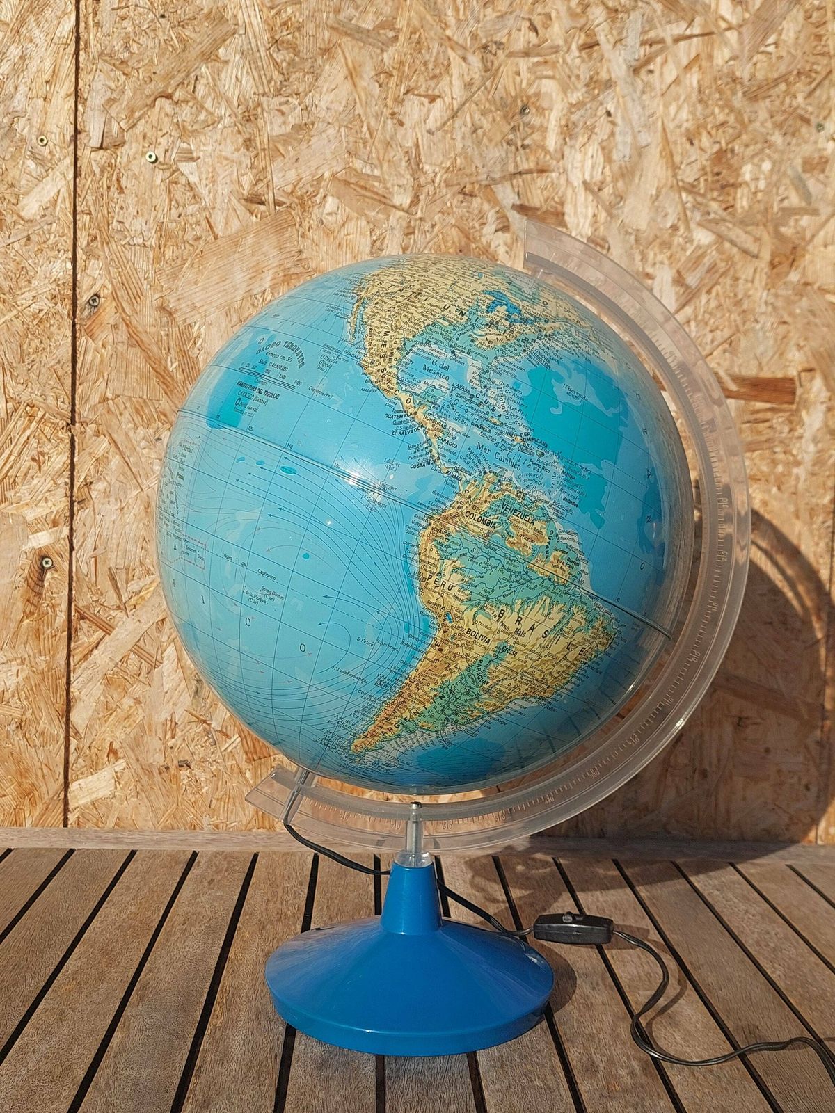Vintage Globe /Vintage Globe Lamp/ Mcm Globe / Vintage Globe Table Lamp / Mcm Globe Table Lamp / Vintage Globe Of The World / 80's   90's photo 154.0