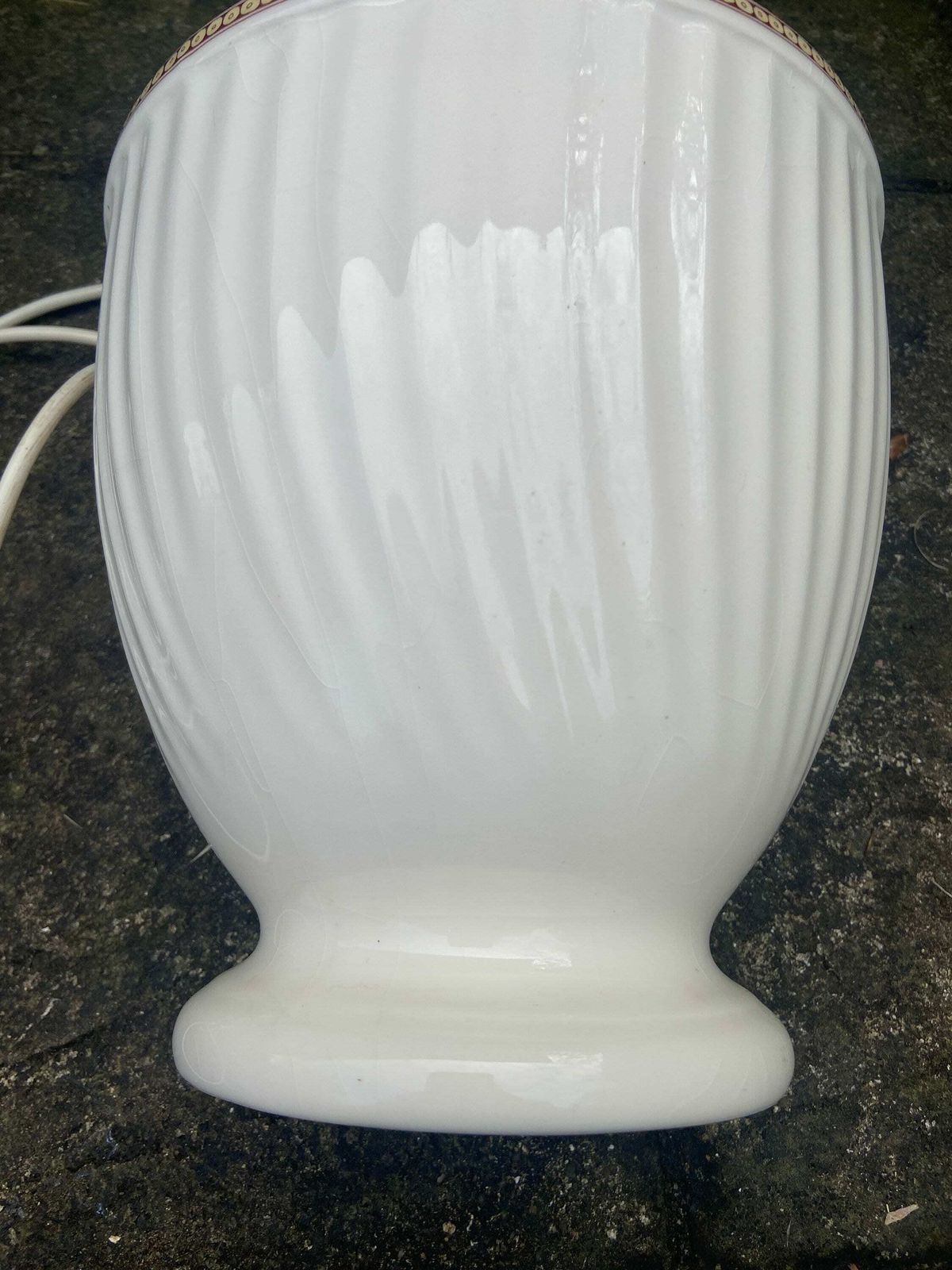 photo furniture 1920s Floral China Urn Style Lamp With Floral Transfers, Excellent Condition, Working Order, Large Size