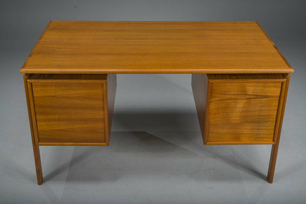Danish Desk By Arne Vodder For Gv Møbler, 1960s photo 1409.0