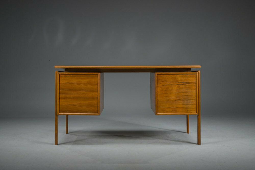 Danish Desk By Arne Vodder For Gv Møbler, 1960s photo vinterior