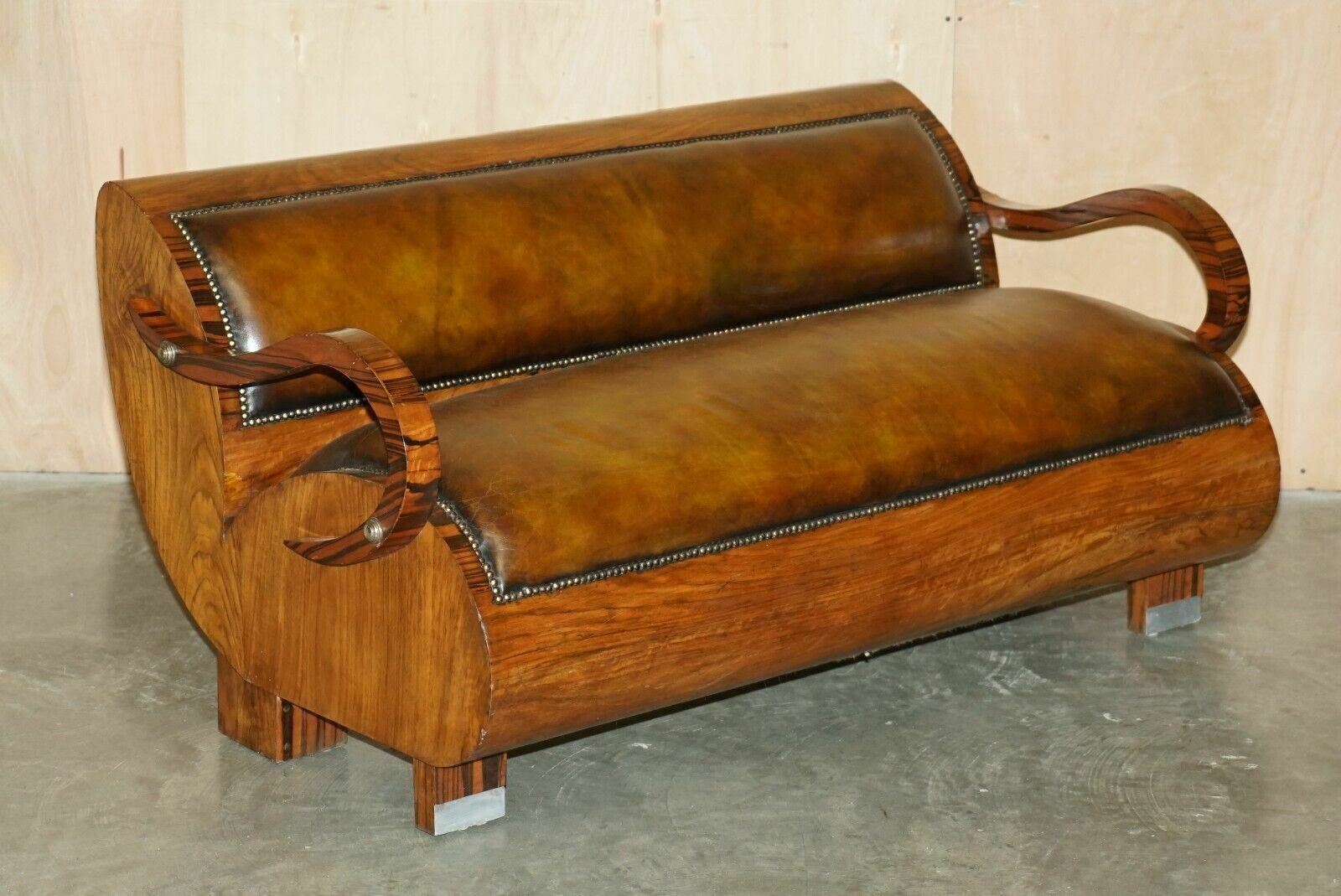 photo vinterior Fully Restored Art Deco Circa 1920's Zebrano Brown Leather Sofa Armchair Suite