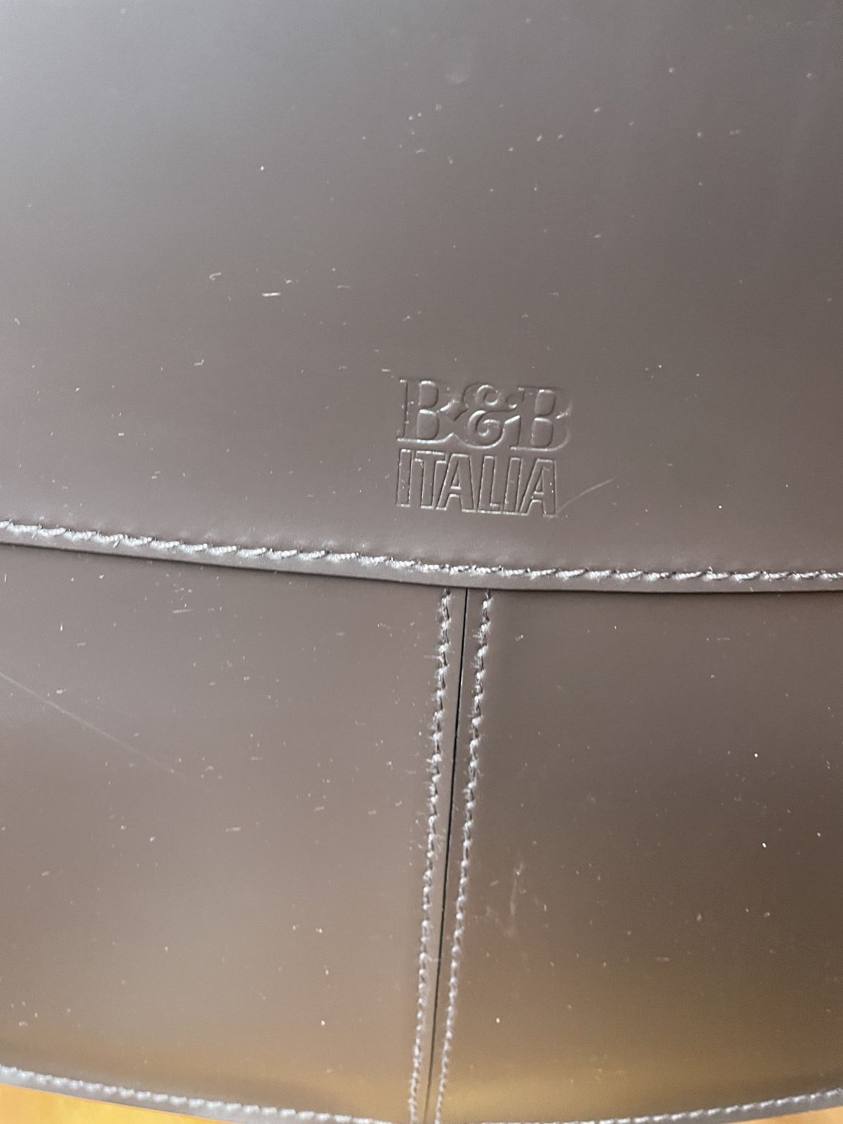 B & B Italia Beverly '14 Armchair photo Furniture
