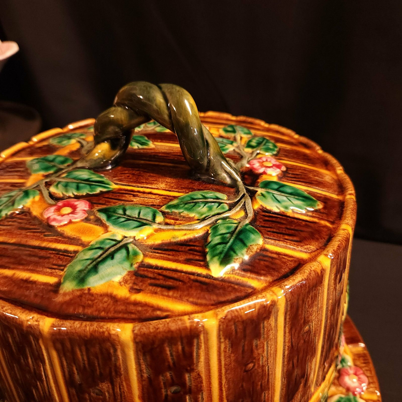 photo furniture Majolica Cheese Keeper, Fence And Vine, In The Manner Of George Jones Circa Early 1900's