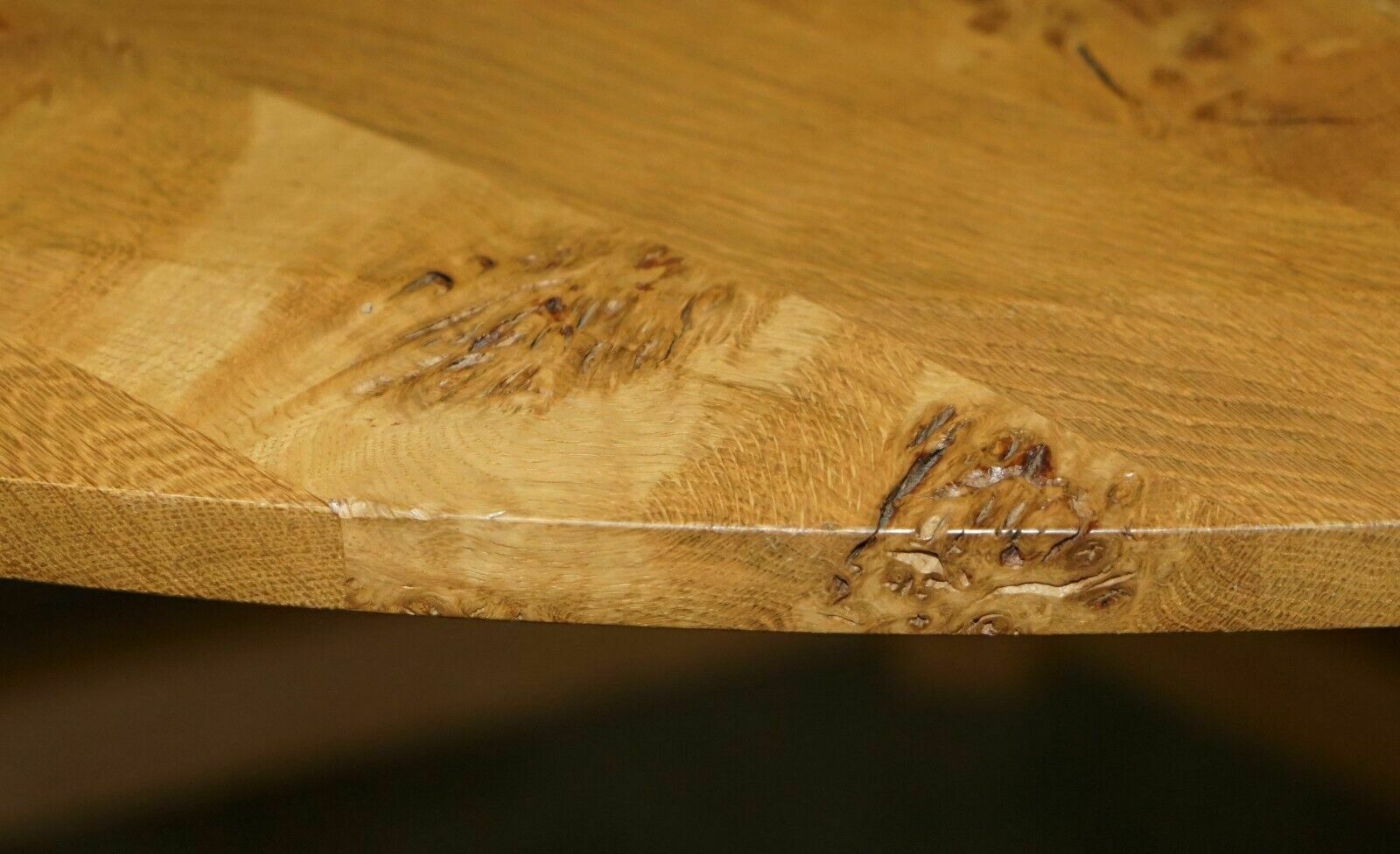 photo furniture Stunning Large 170cm Wide Pollard Pippy Burr Oak Round Dining Table Seats Eight