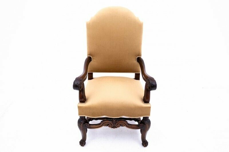A Pair Of Antique Armchairs, Western Europe, Around 1900. After Renovation. photo vinterior