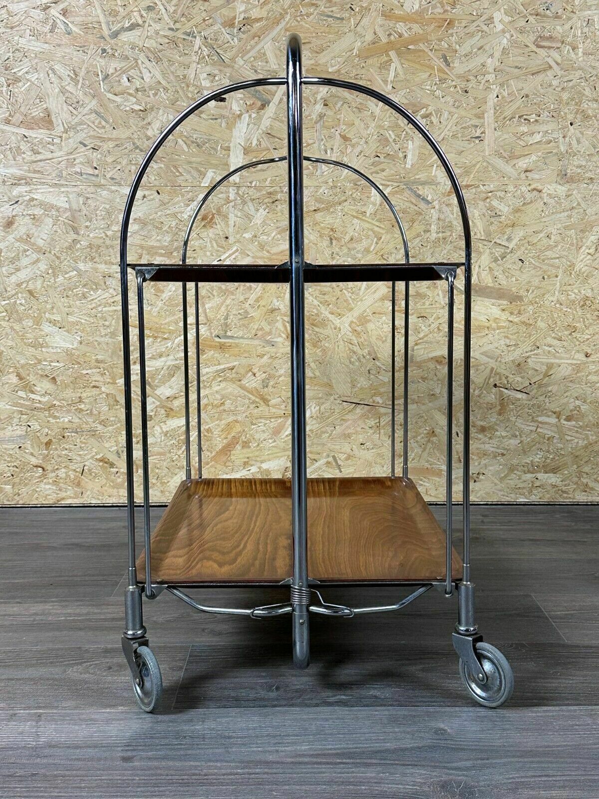 photo vintage 60s 70s Serving Trolley Dinette Side Table Space Age Brown Design 60s 70s