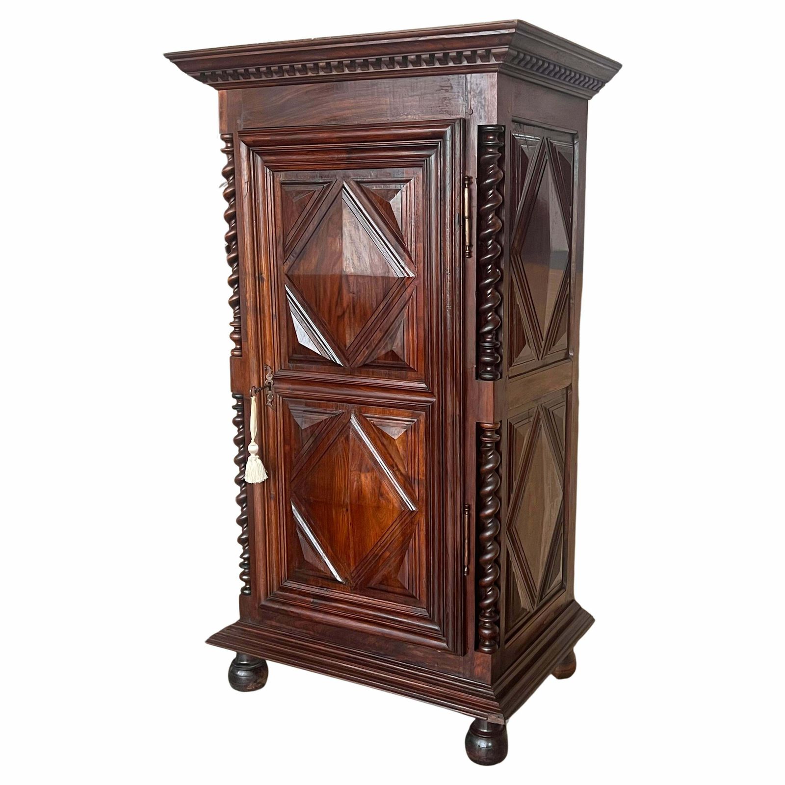 Cabinet à coussin baroque hollandais en chêne, d'époque XVIIIe siècle