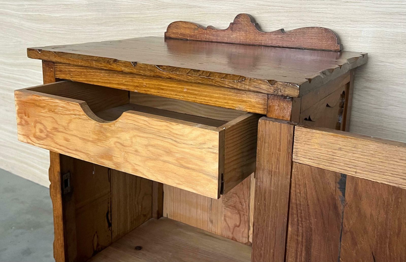 Furniture Vintage French Provincial Walnut Nightstands, 1920, Set Of 2 photo