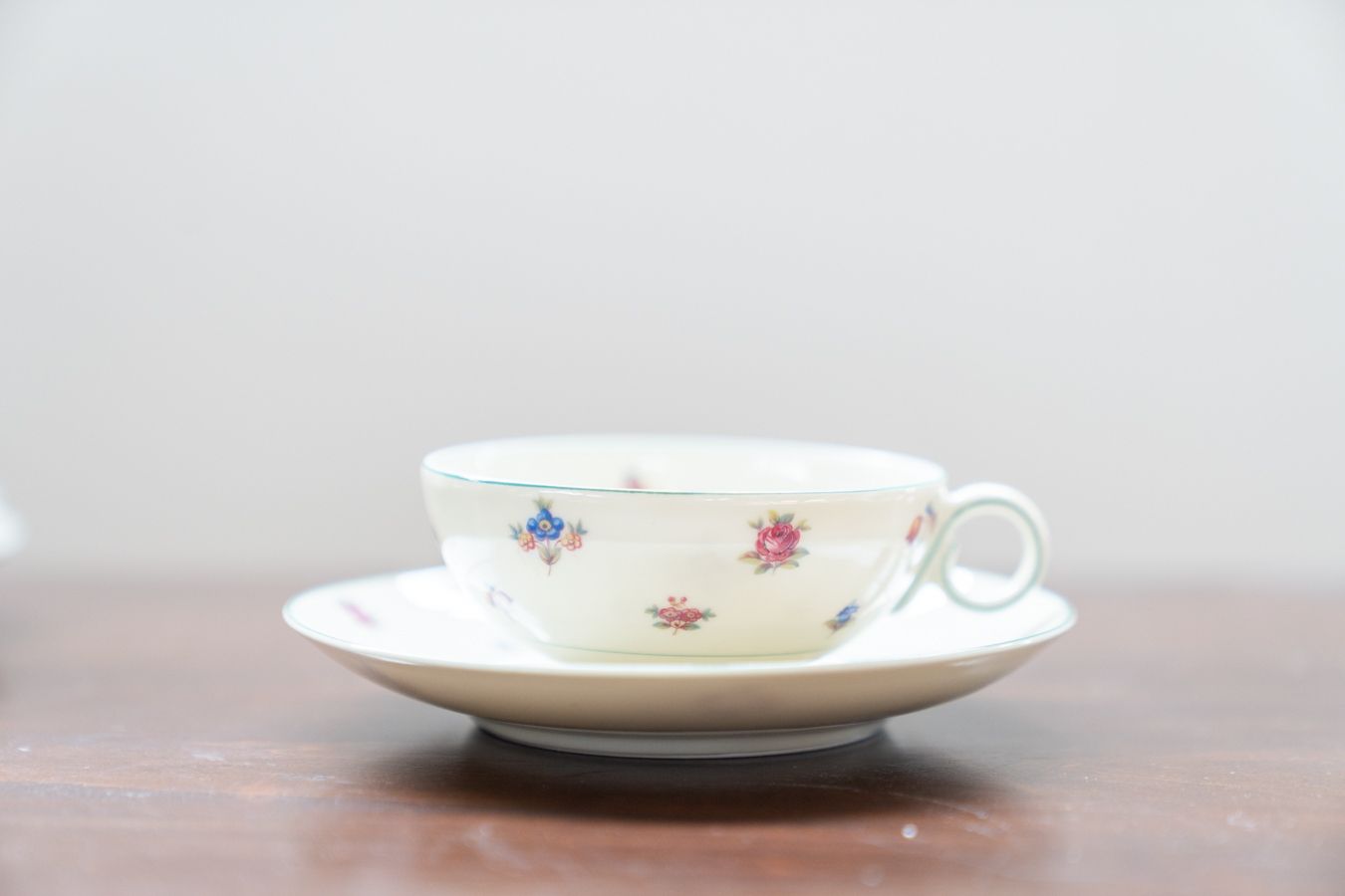 photo for sale Bohemia Royal Ivory Service, Germany, 1930s, Set Of 8