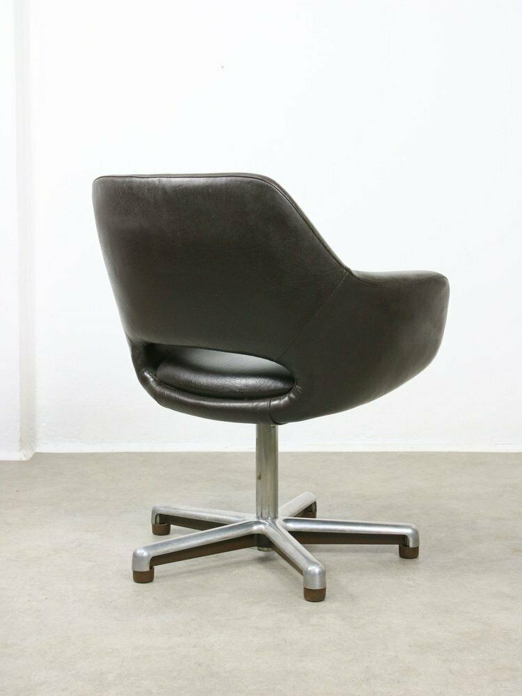 photo furniture Mid Century Chocolate Brown Leather Swivel Chair