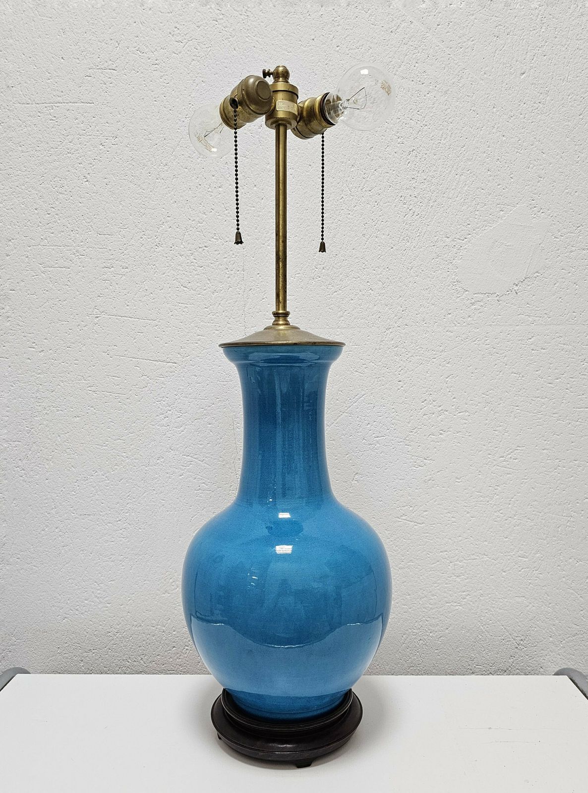 Rare Mid Century Modern Large Ceramic Table Lamp By Warren Kessler New York Done In Ceramics And Mahogany // Made In USA In 1950s photo vintage
