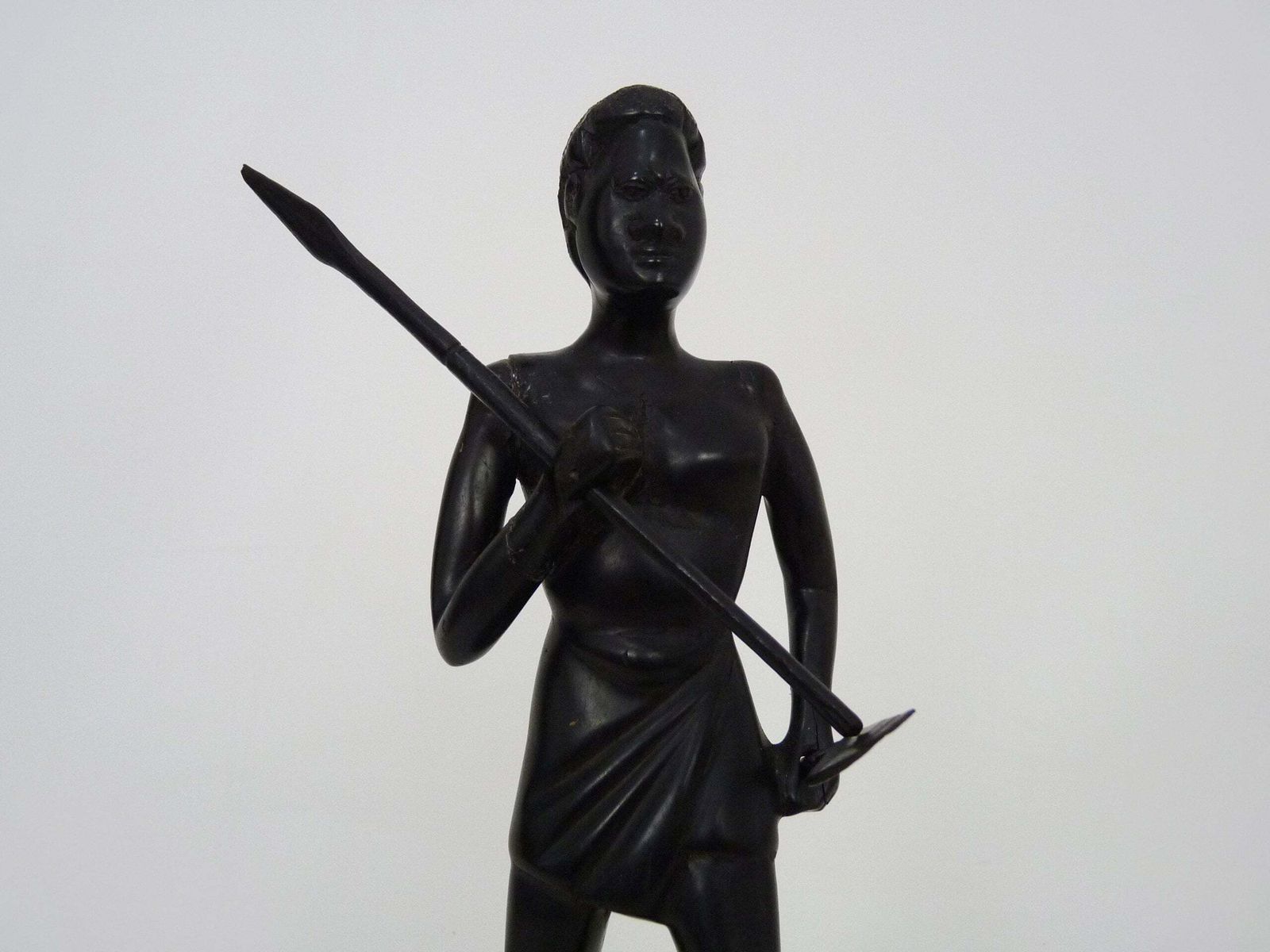 Malagasy School, Tananarive, Madagascar Art Deco Wooden Statuette 2 Spears. Signed F.Raydaly photo furniture