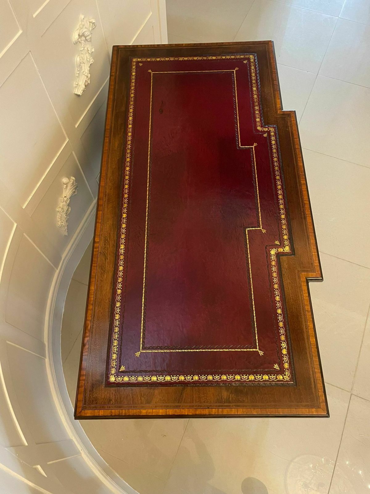 photo for sale Outstanding Quality Antique 19th Century Mahogany Inlaid Kneehole Desk By Edwards And Roberts