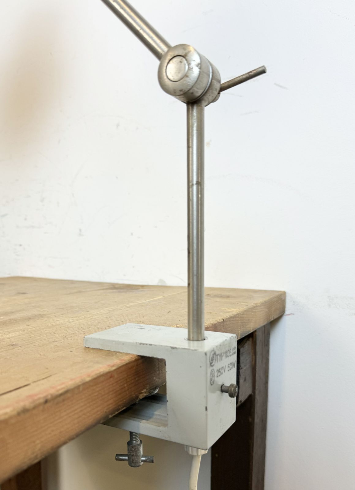 photo vintage Grey Industrial Factory Office Desk Lamp From Elektrosvit, 1970s