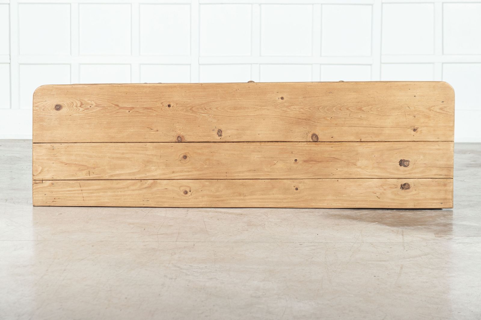 photo furniture Large English 19thc Pine Dresser Base