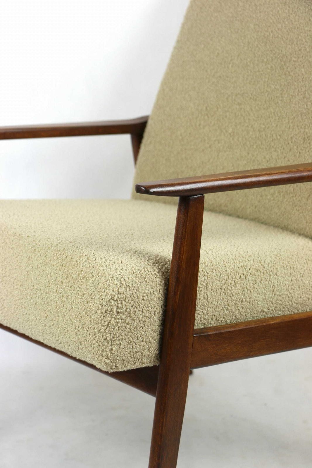 Furniture śnieżnik Armchair 1970s Beige Boucle Like The Lis Armchair photo