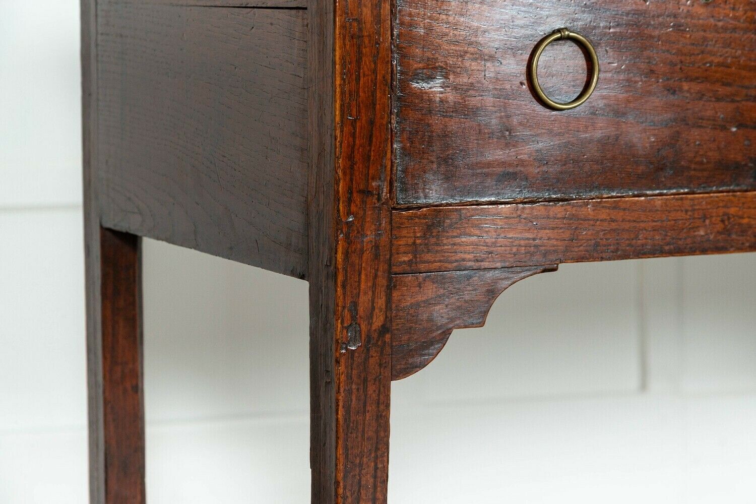 4543.0 19thc English Oak Dresser Base photo