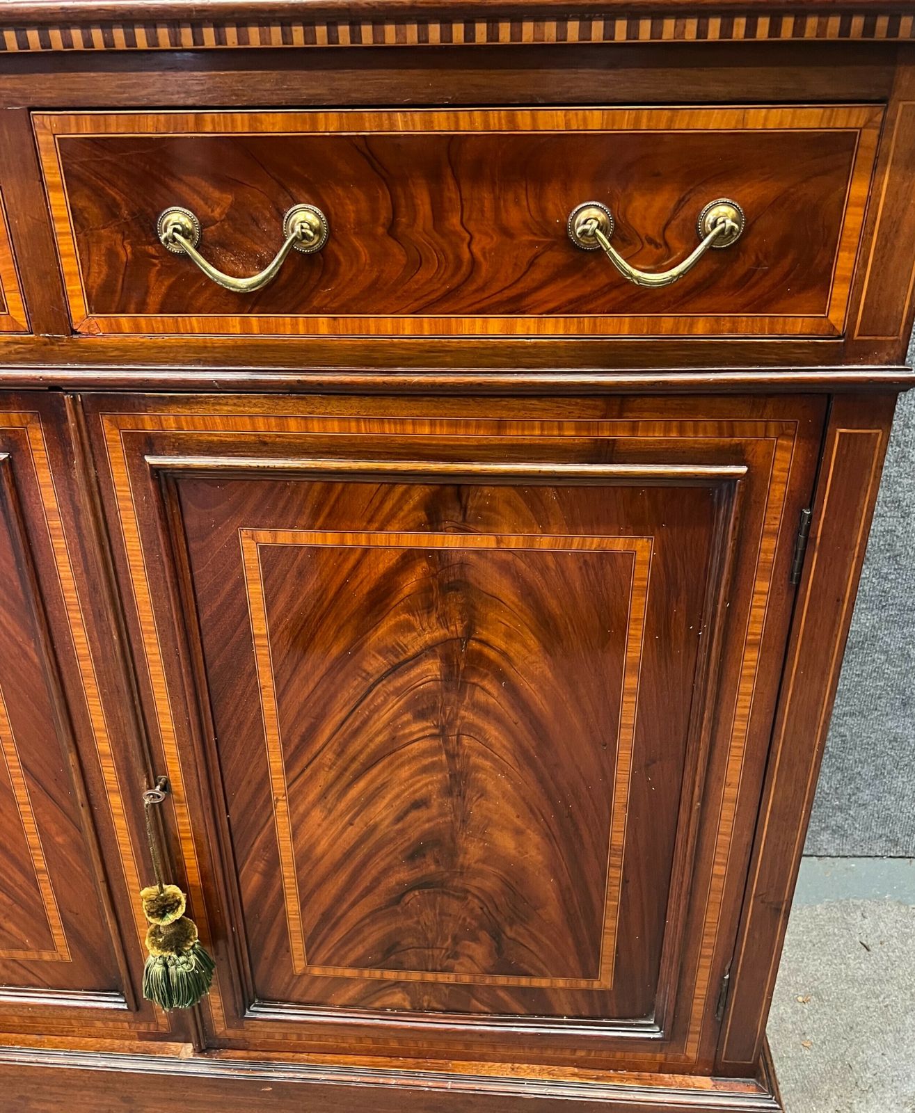 Good Quality Edwardian Inlaid Bookcase photo for sale