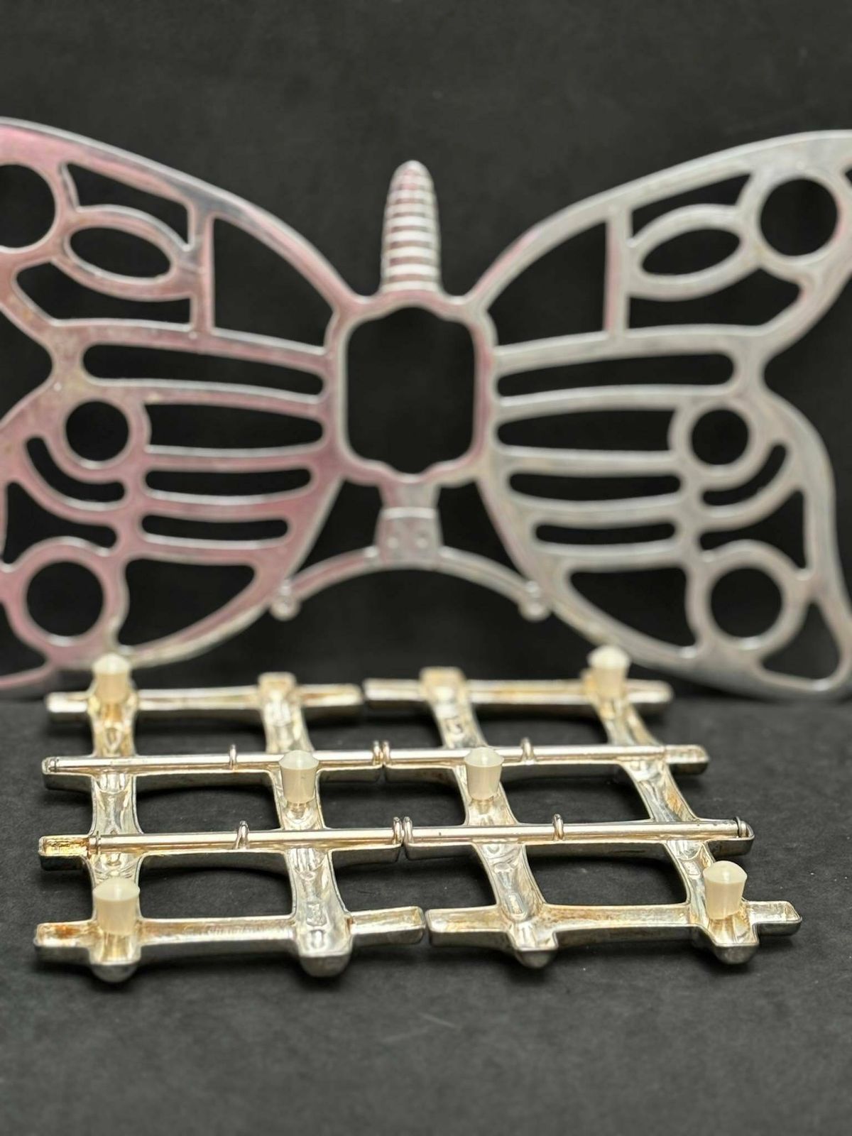 Trivet Metal Lot De 2 Trivets Vintage, 1 Bamboo Tramontina 1 Butterfly San Marco Adjustable Trivet photo vintage