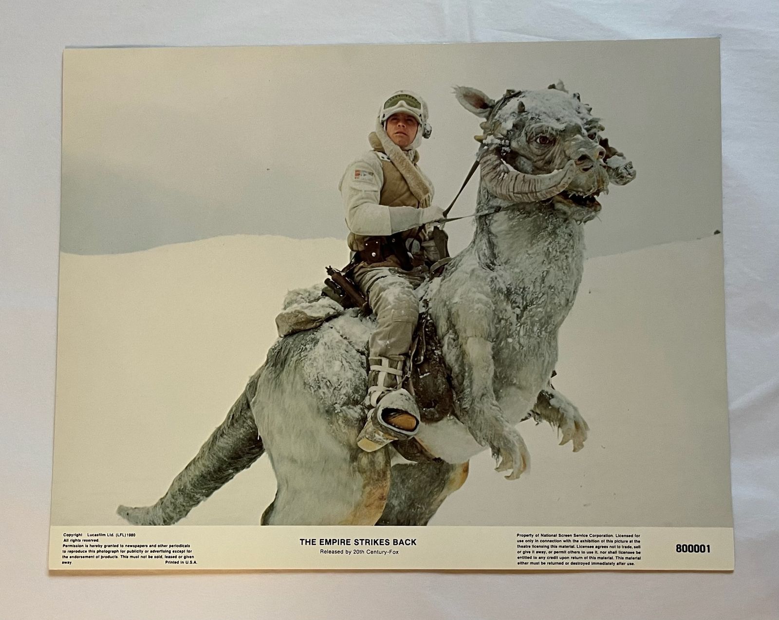 Star Wars: The Empire Strikes Back   Original 1980 Lobby Card photo furniture