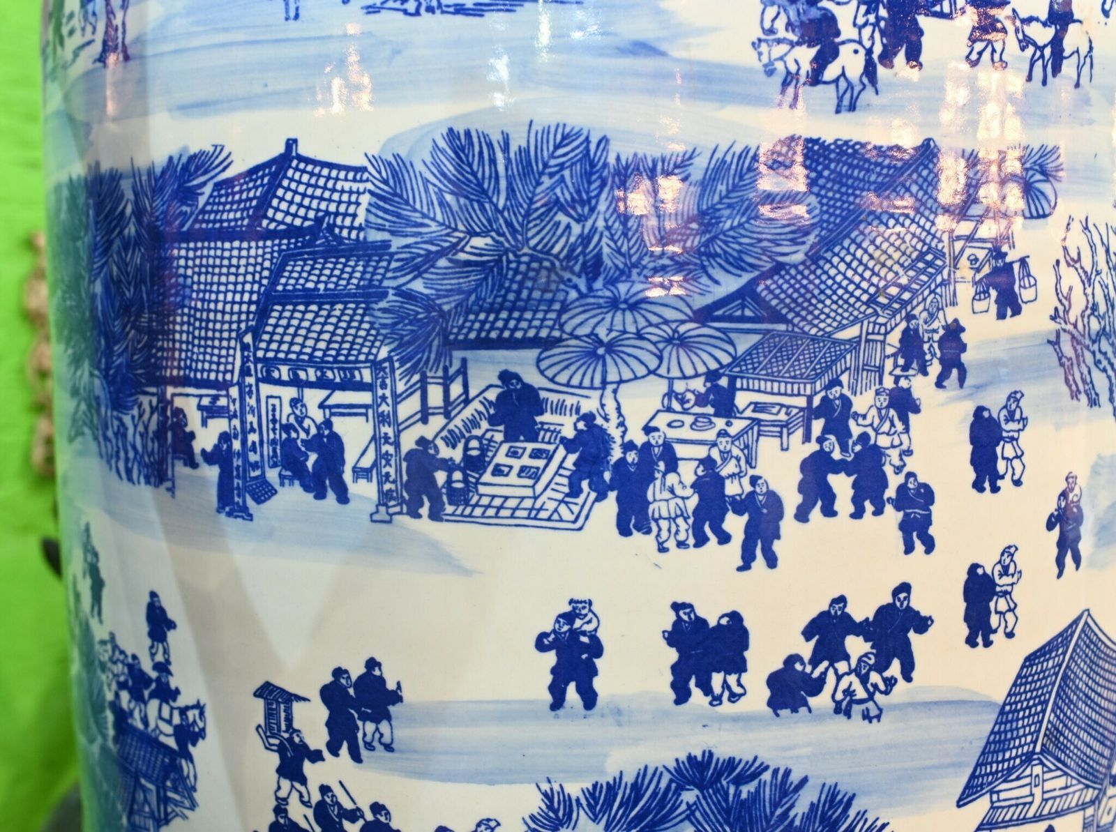 photo vinterior Pair Giant Blue And White Chinese Porcelain Urns Nanking Temple Jars 3 Metres