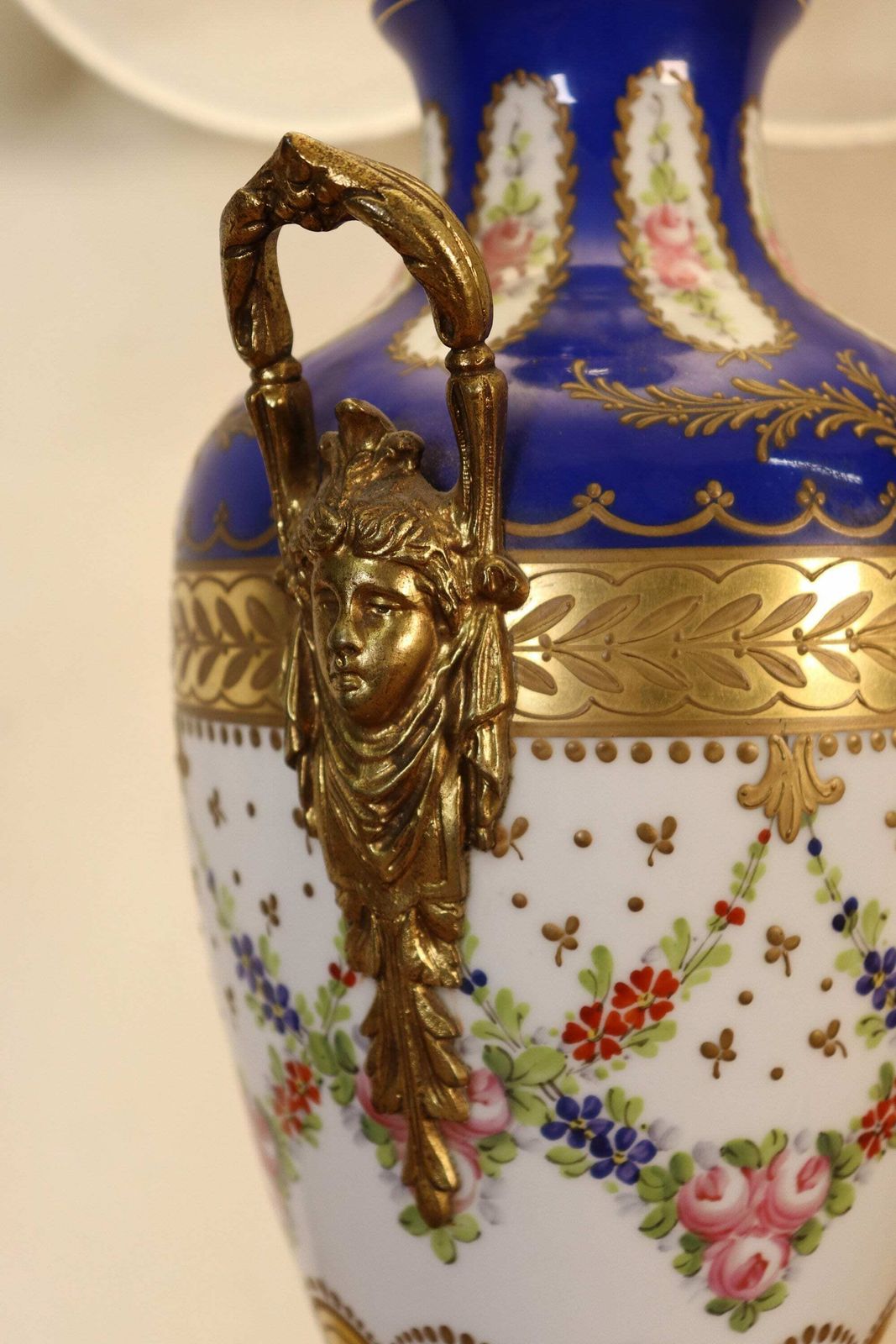 photo furniture Napoleon III French Porcelain Table Lamp Attr. To J.T.P. Paris (St.168)