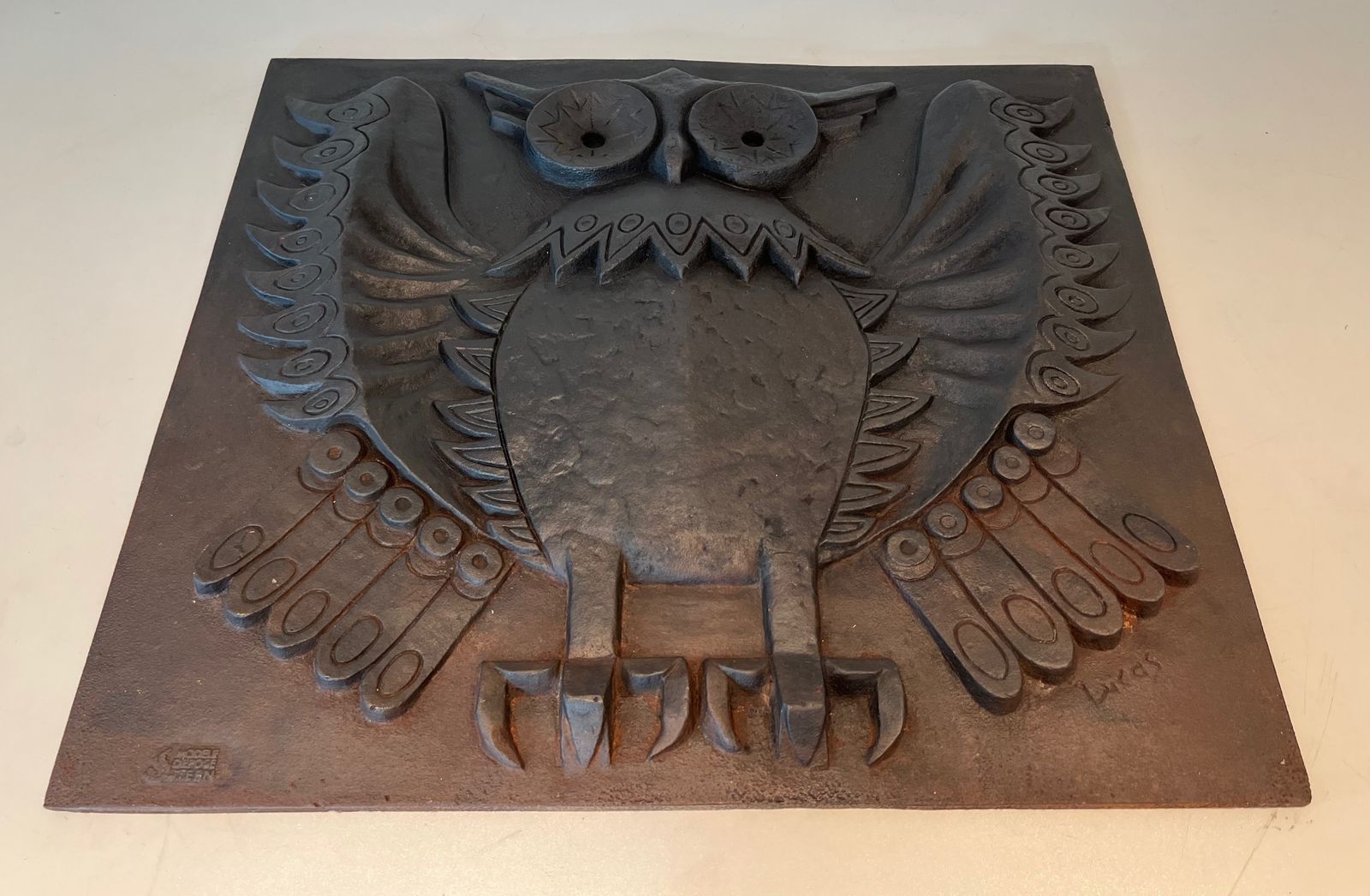 Modernist Cast Iron Fireplace Plate. Owl Model photo furniture