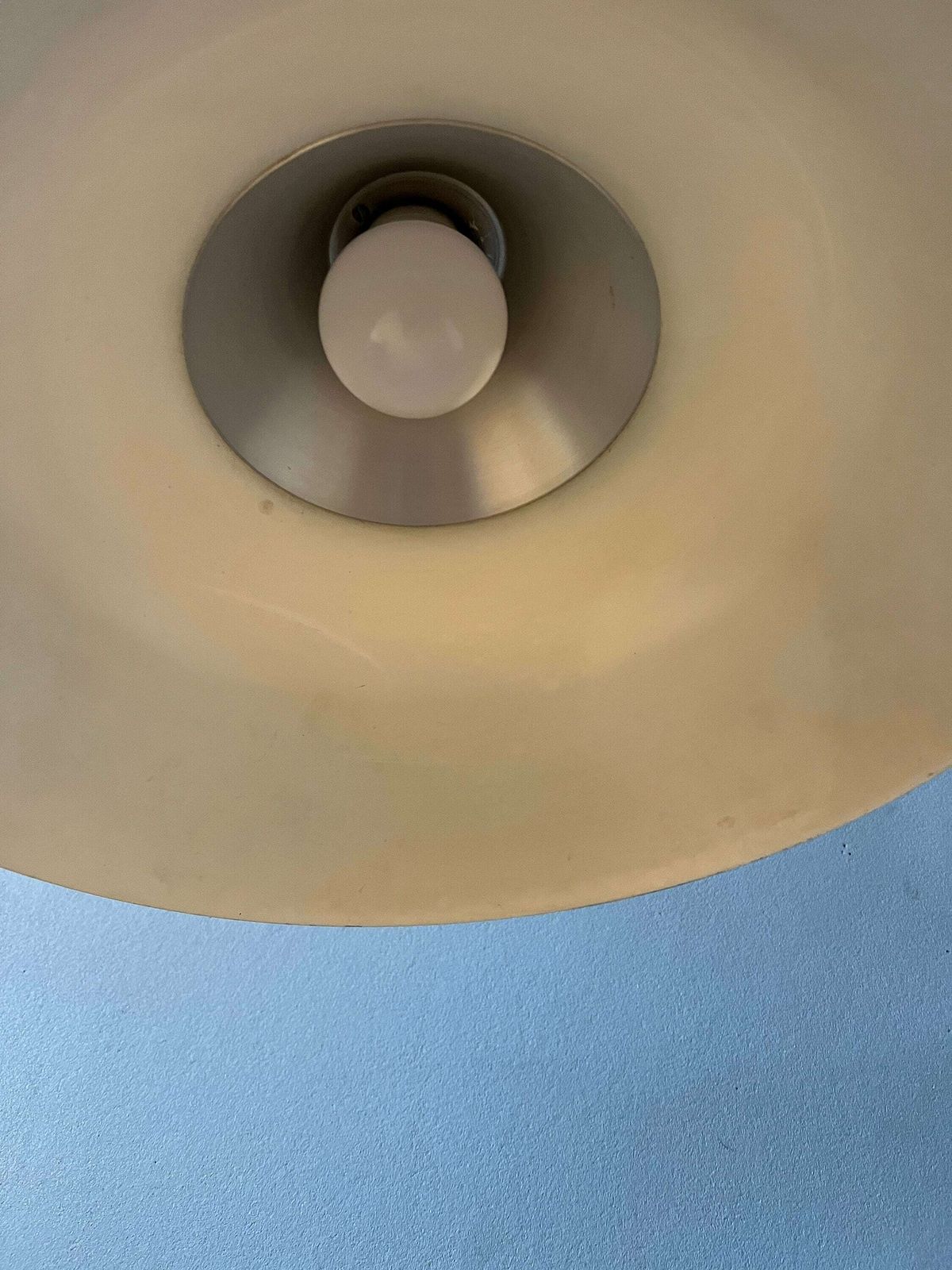 photo furniture Oranje/Rode Metalen Space Age Hanglamp