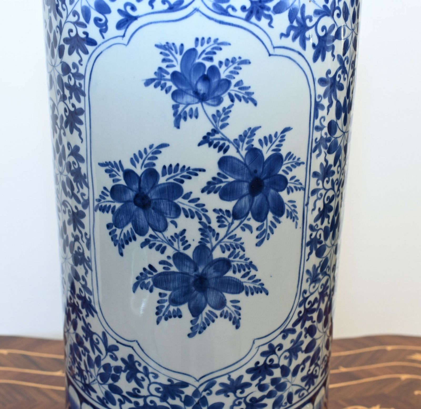 Chinese Ming Porcelain Tall Urn Vase Umbrella Stand photo for sale