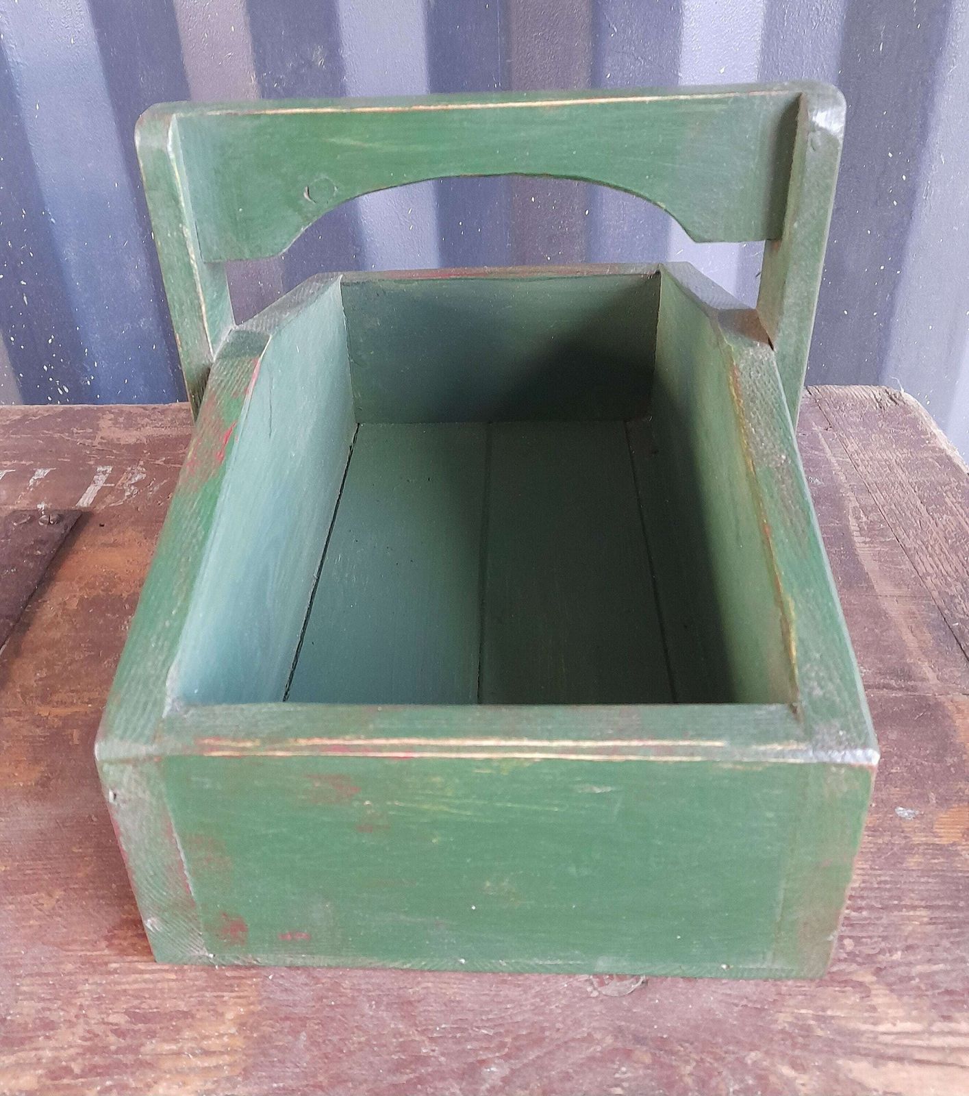 Old Pine Trug, photo furniture