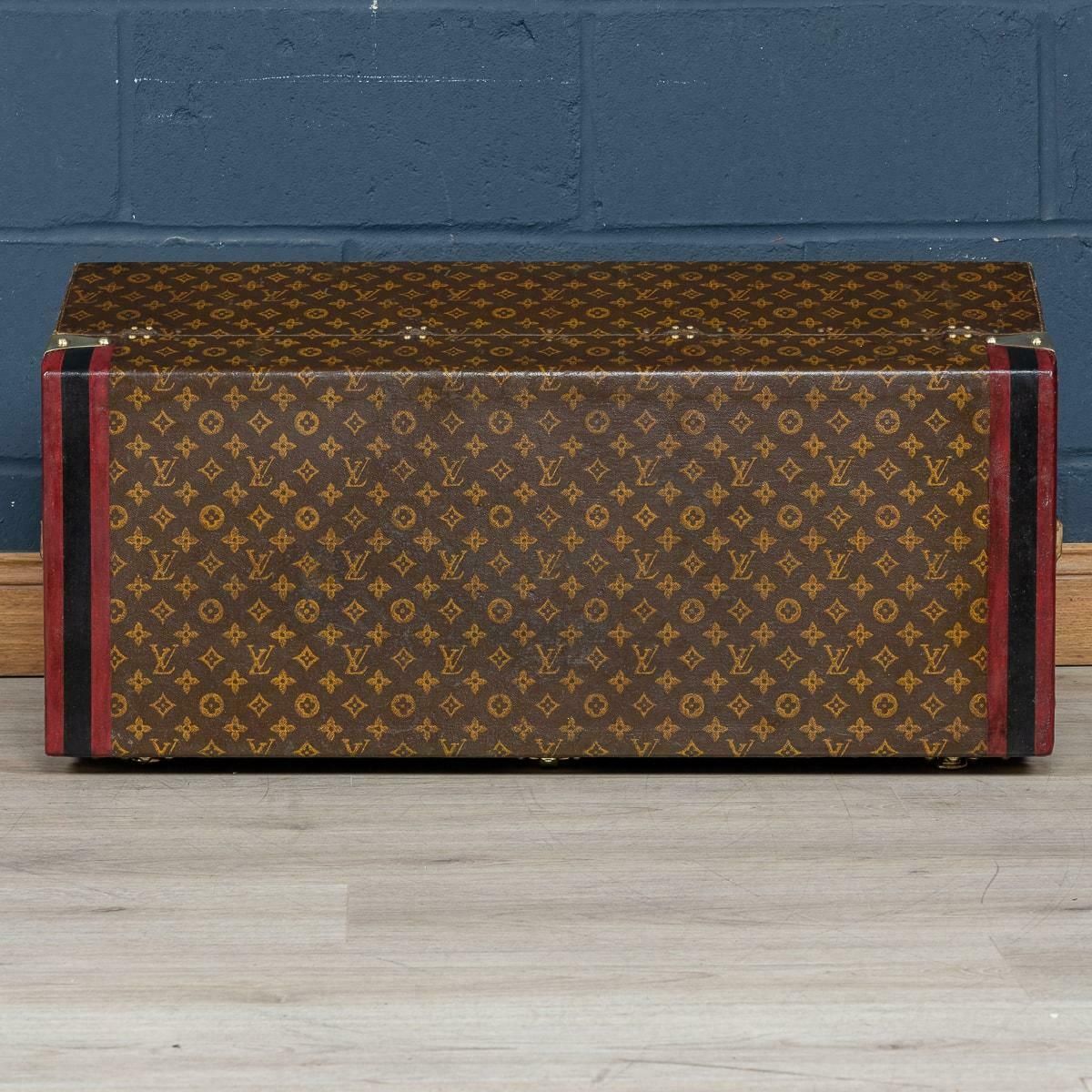Furniture Rare 20th Century Louis Vuitton Car Trunk In Monogram Canvas, France C.1910 photo