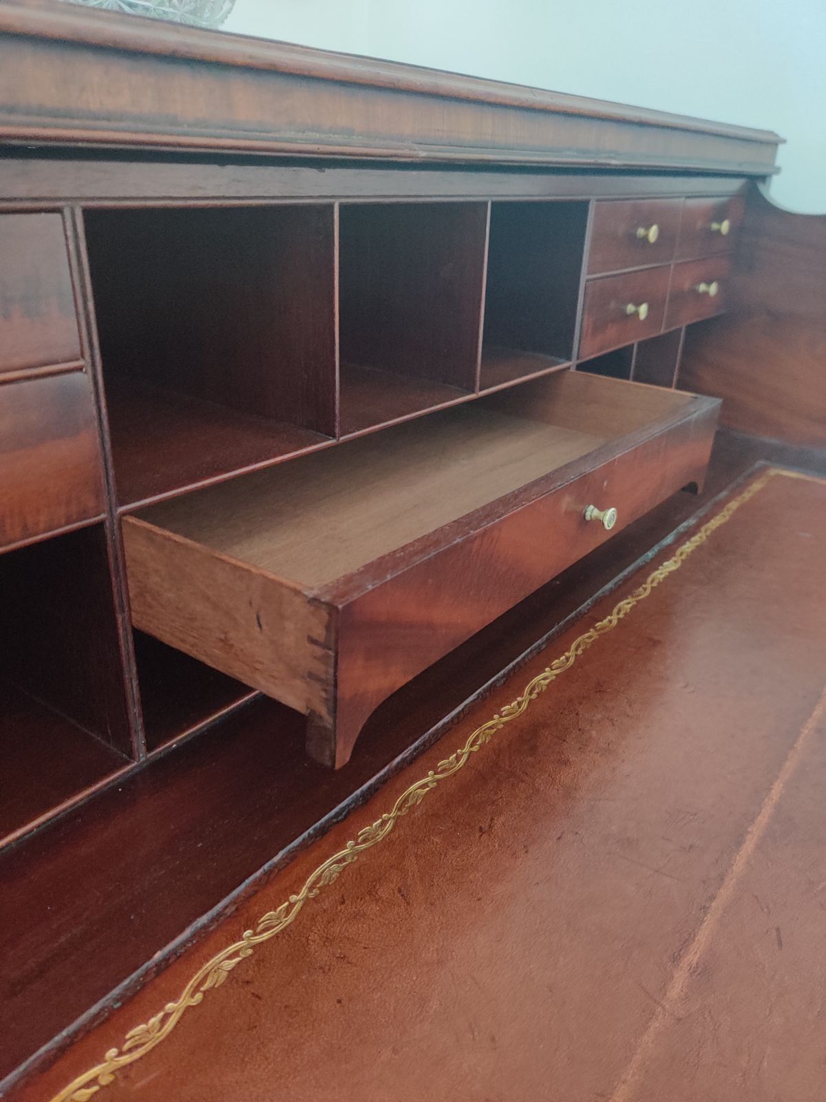 Antique Mahogany Drawer Front Secretaire photo 500.0