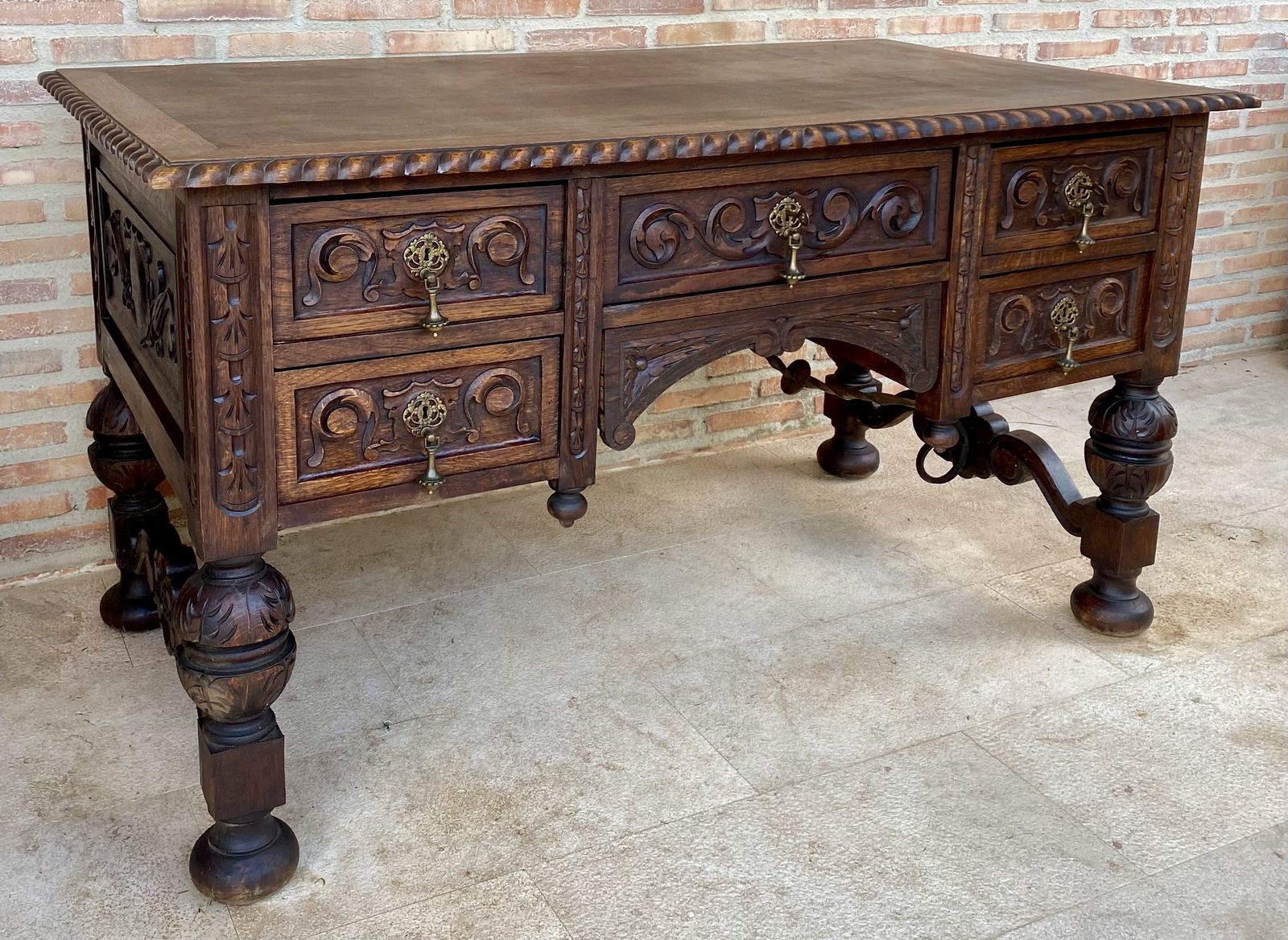 photo vinterior 19th Century French Renaissance Hand Carved Desk Or Writing Table With Carved Structure And Iron Stretcher