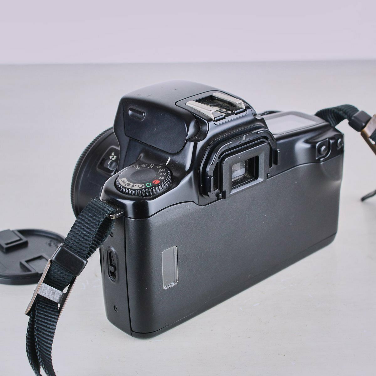 Canon Eos 1000f +Lens photo for sale