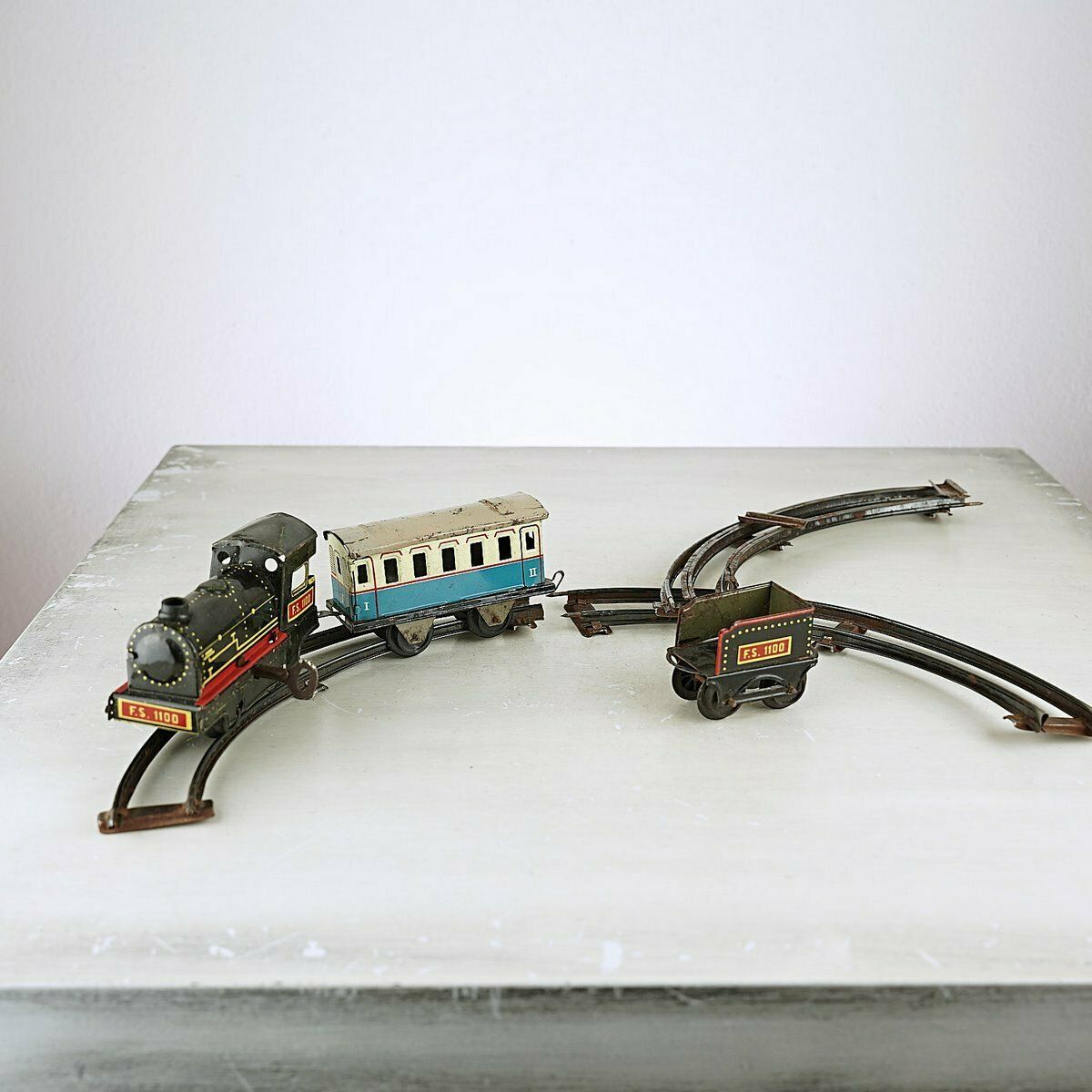Ingap Train With Ring Rails