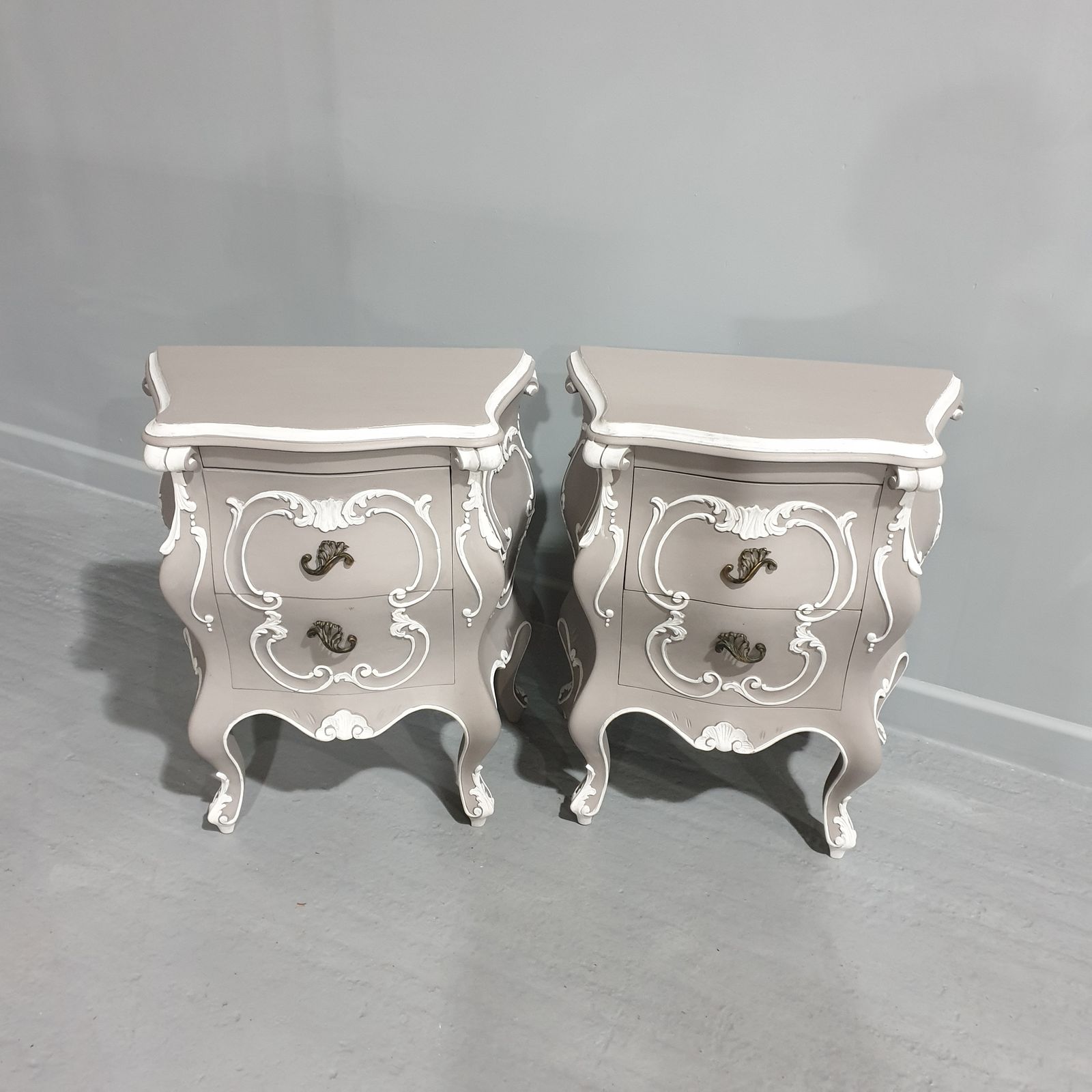 Super Pair Rococo Bedside Chests Of Drawers photo for sale