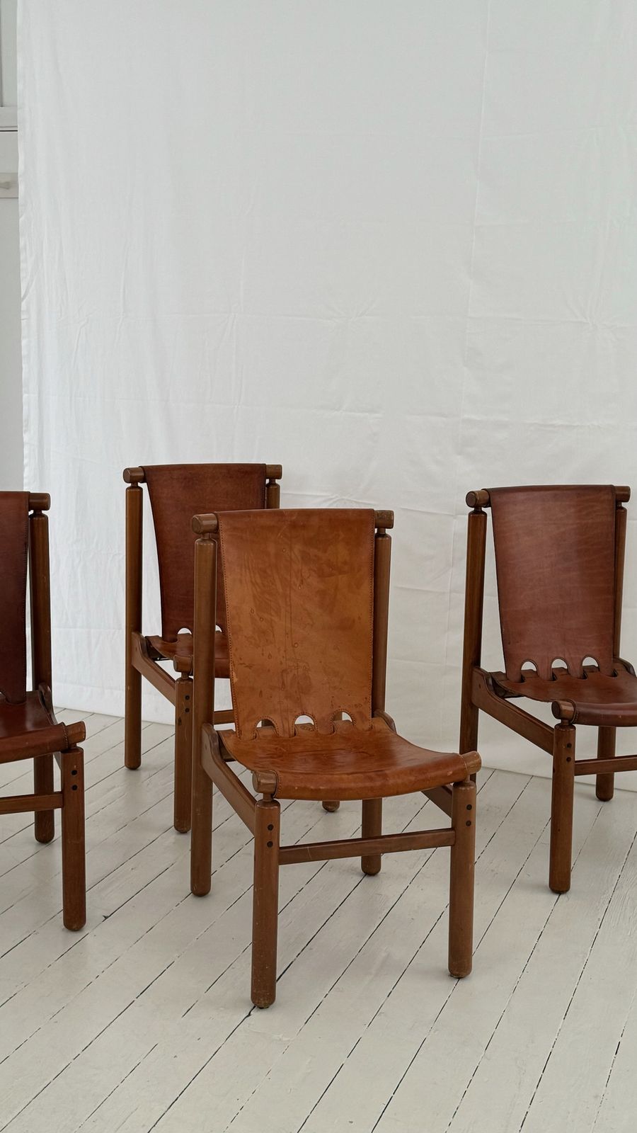 Ilmari Tapiovaara Set Of Four Dining Chairs For Permanente Mobili Cantù photo furniture