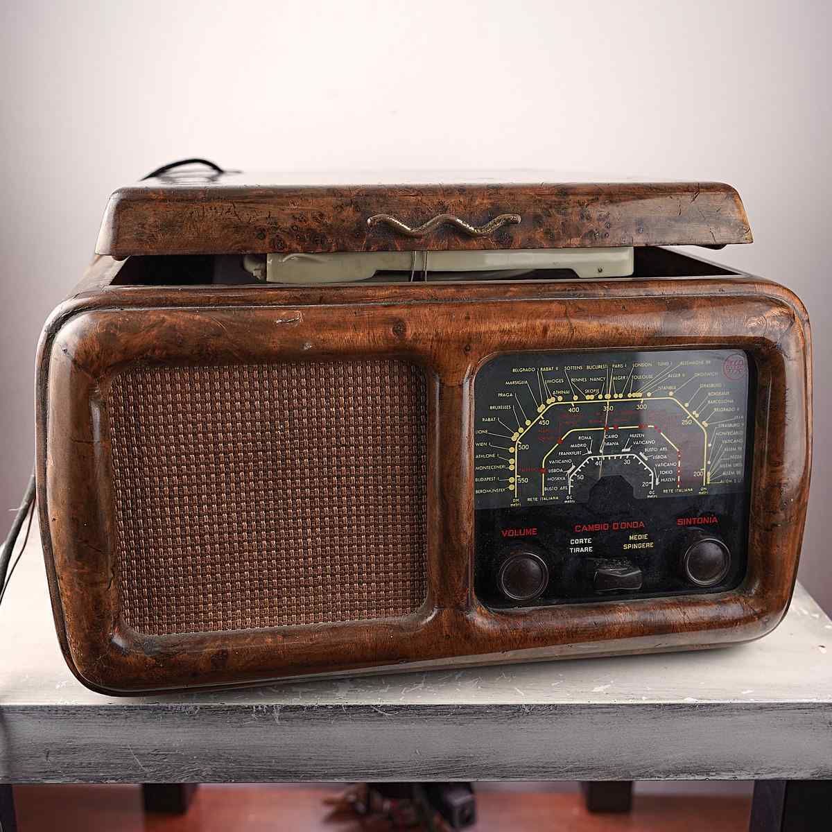 Radio Turntable Ducati Rf2055