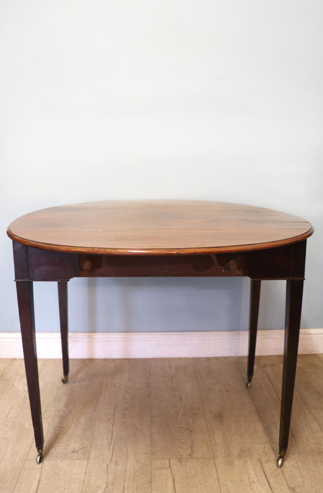 A Lovely Late Georgian Mahogany Pembroke . photo Furniture