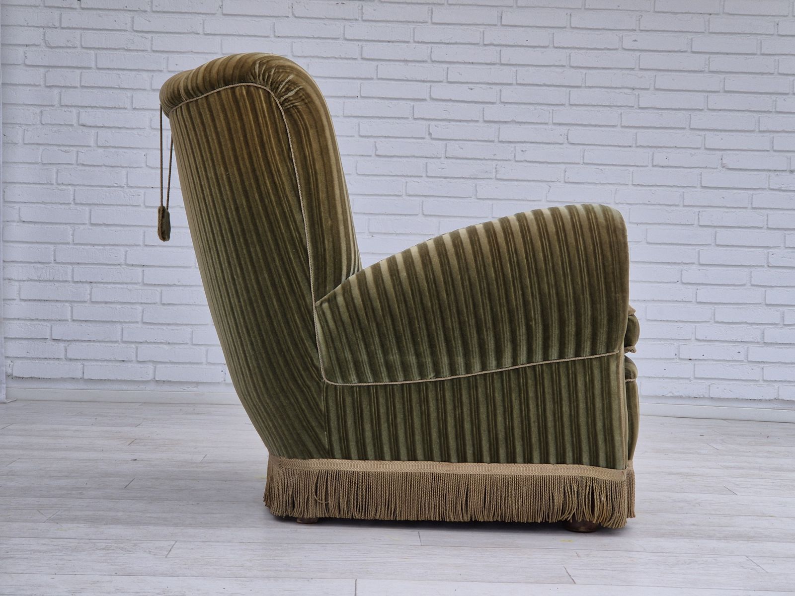 1960s, Danish Relax Armchair, Original Condition, Green Furniture Velour. photo vintage