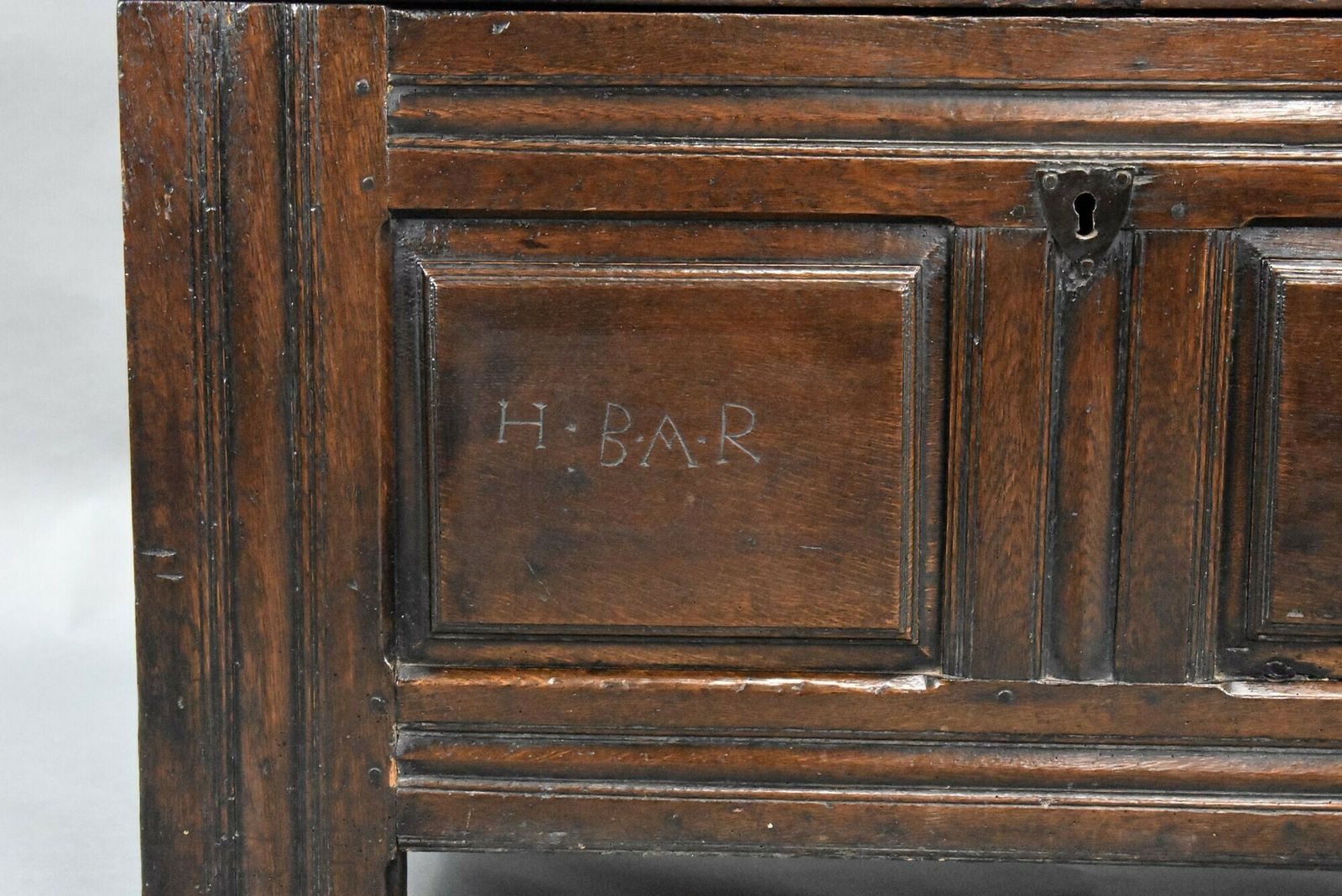 17th Century Oak Marriage Chest photo 1495.0