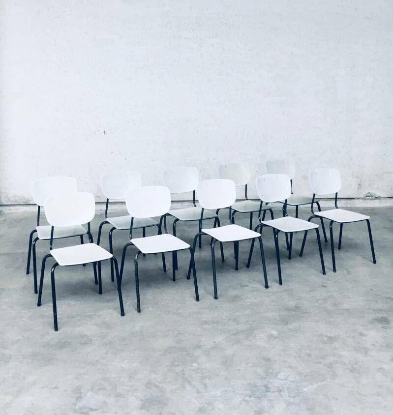 Stapelstoelen – Nederlands Industrieel Design, Jaren 1960 photo for sale