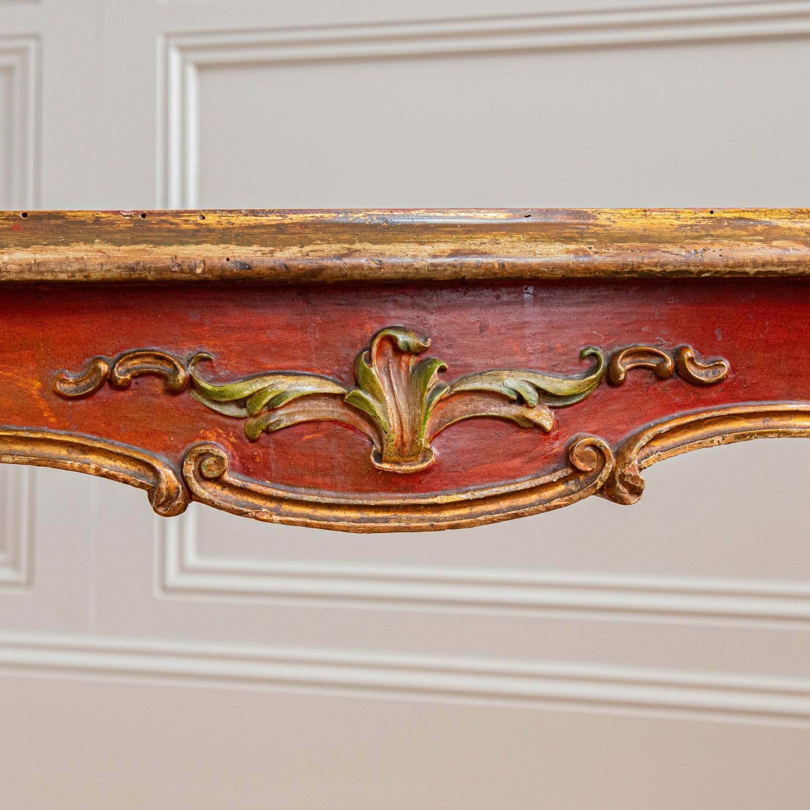 photo furniture Late 19th Century Italian Rococo Table Painted In The Venetian Style